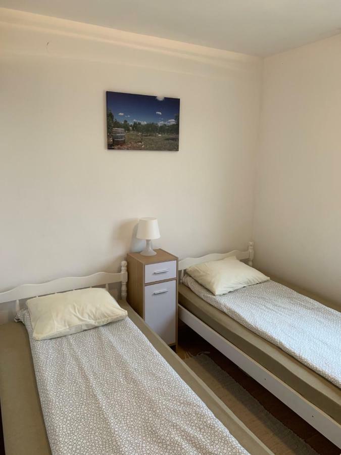 Apartment Bujas Raslina Εξωτερικό φωτογραφία